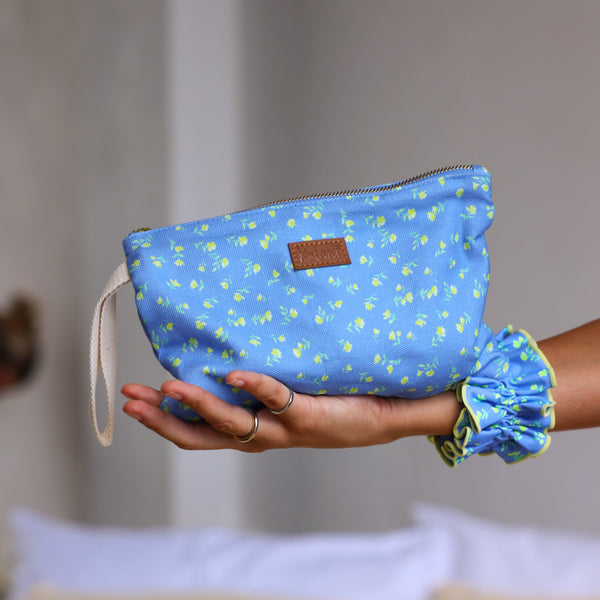 Summer Wristlet Pouch - Lemon Bloom